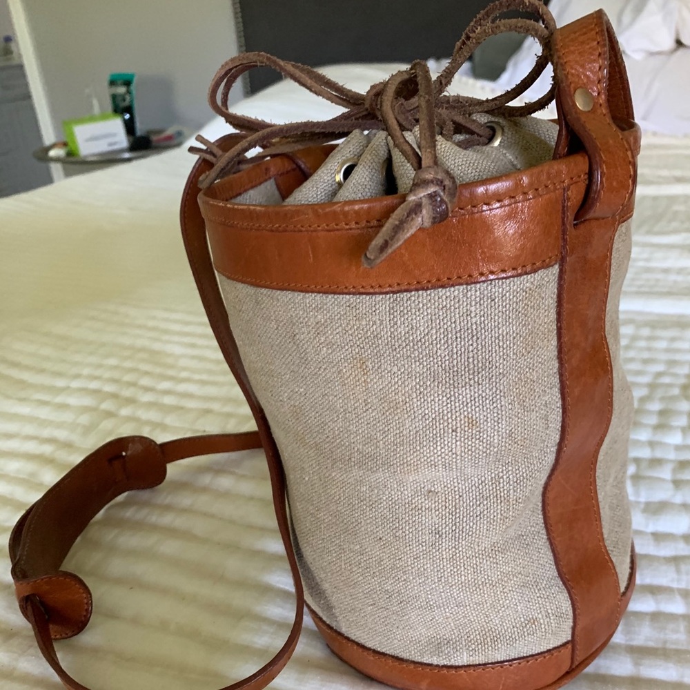 Vintage bucket bag